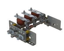 MTI Three pole earth switch
